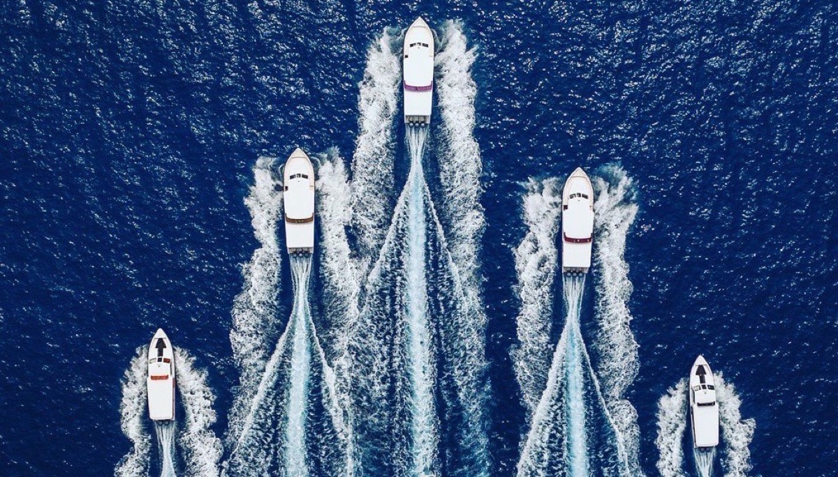 iCom Tours speedboats in the Maldives