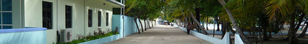 Rasdhoo island walkway and shoreline